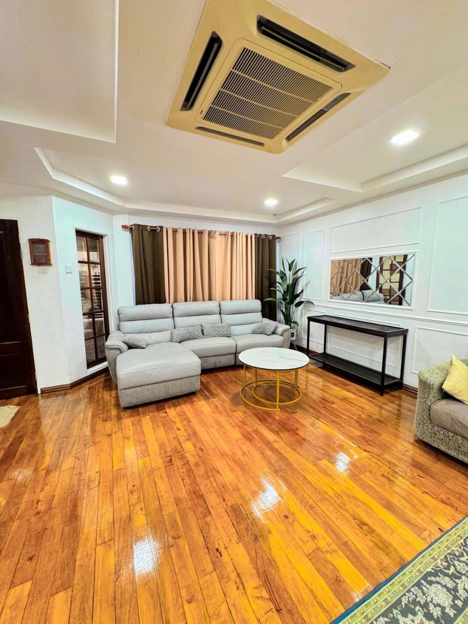 Ibai Golf Home Resort Homestay Kuala Terengganu Extérieur photo